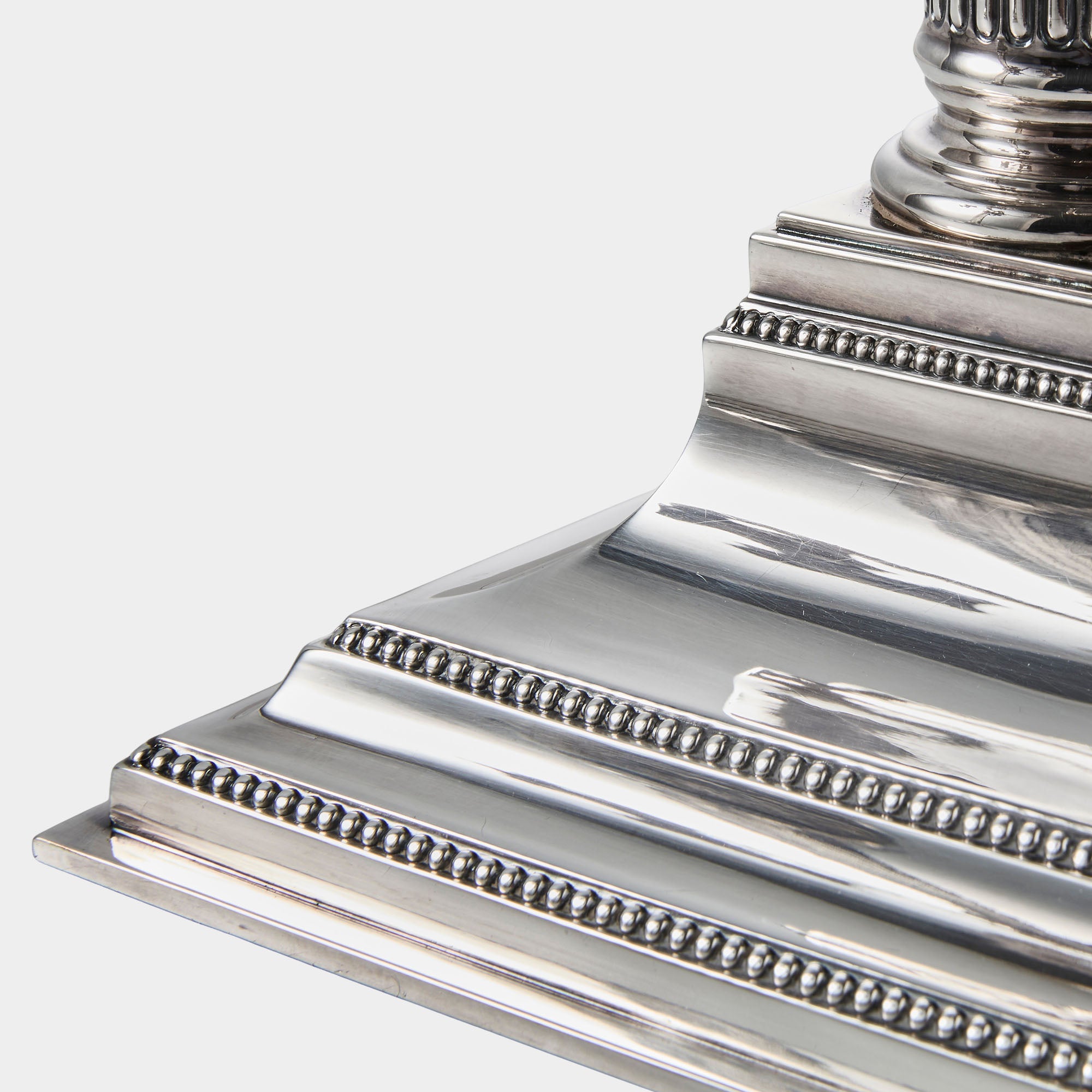 2 große 4-lichtige Girandolen/Silberleuchter - Bild