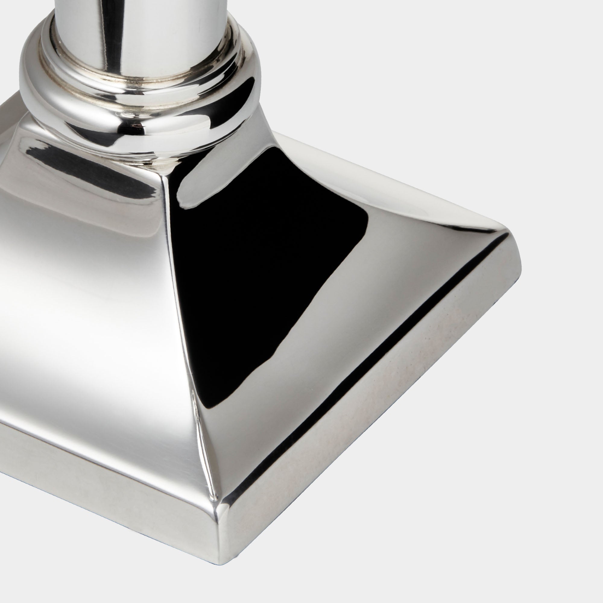 Handgefertigter 925er Echtsilber-Leuchter im Bauhausstil - Bild 2