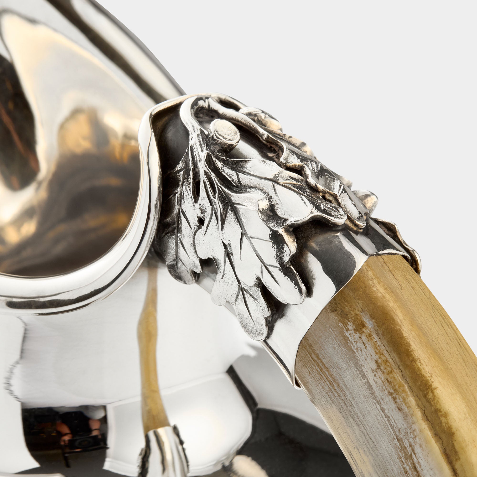 Schenkkanne aus 925er Silber mit Eberzahngriff - Bild 3