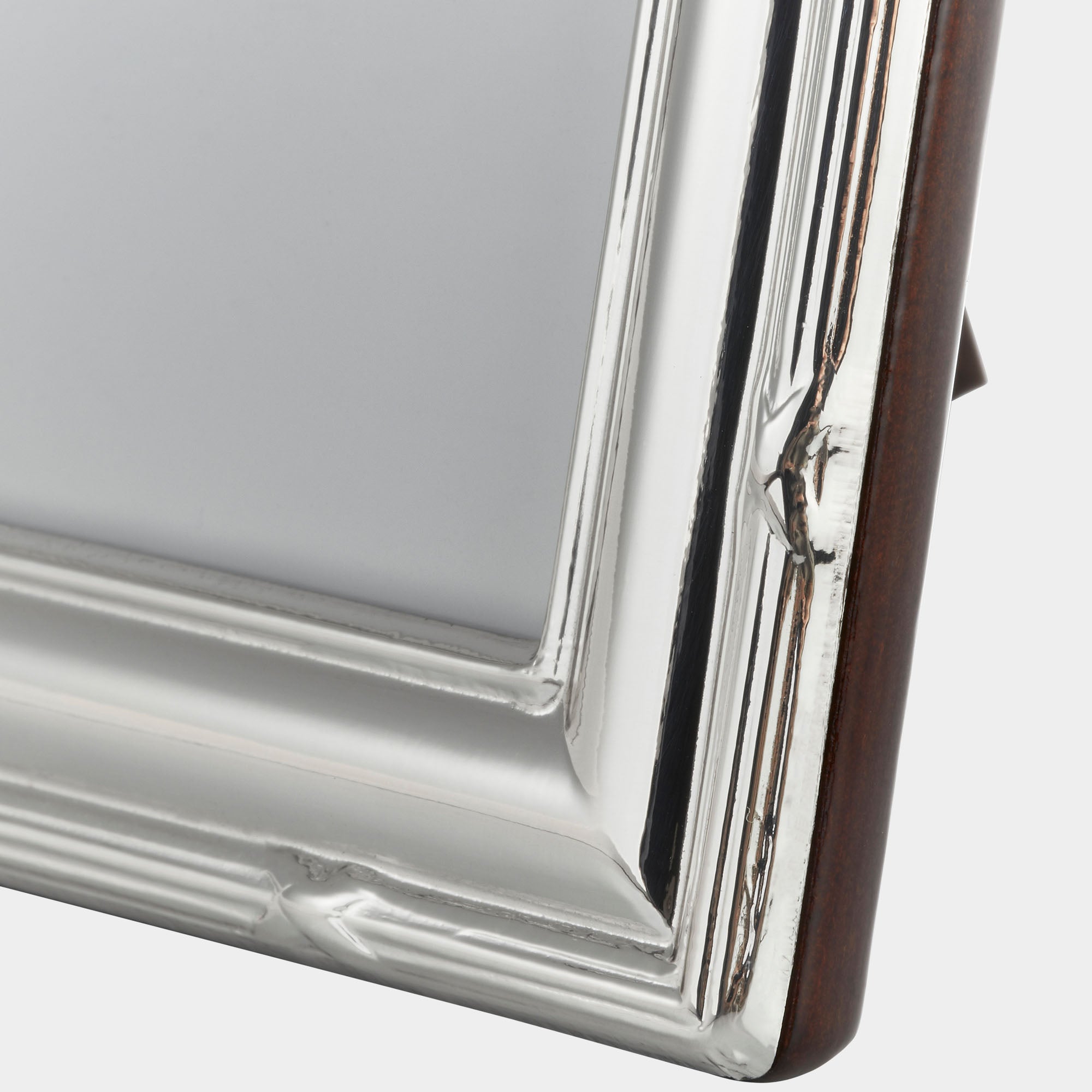 Zeitloser Echtsilber Fotorahmen mit Kreuzbandrand - Bild 3