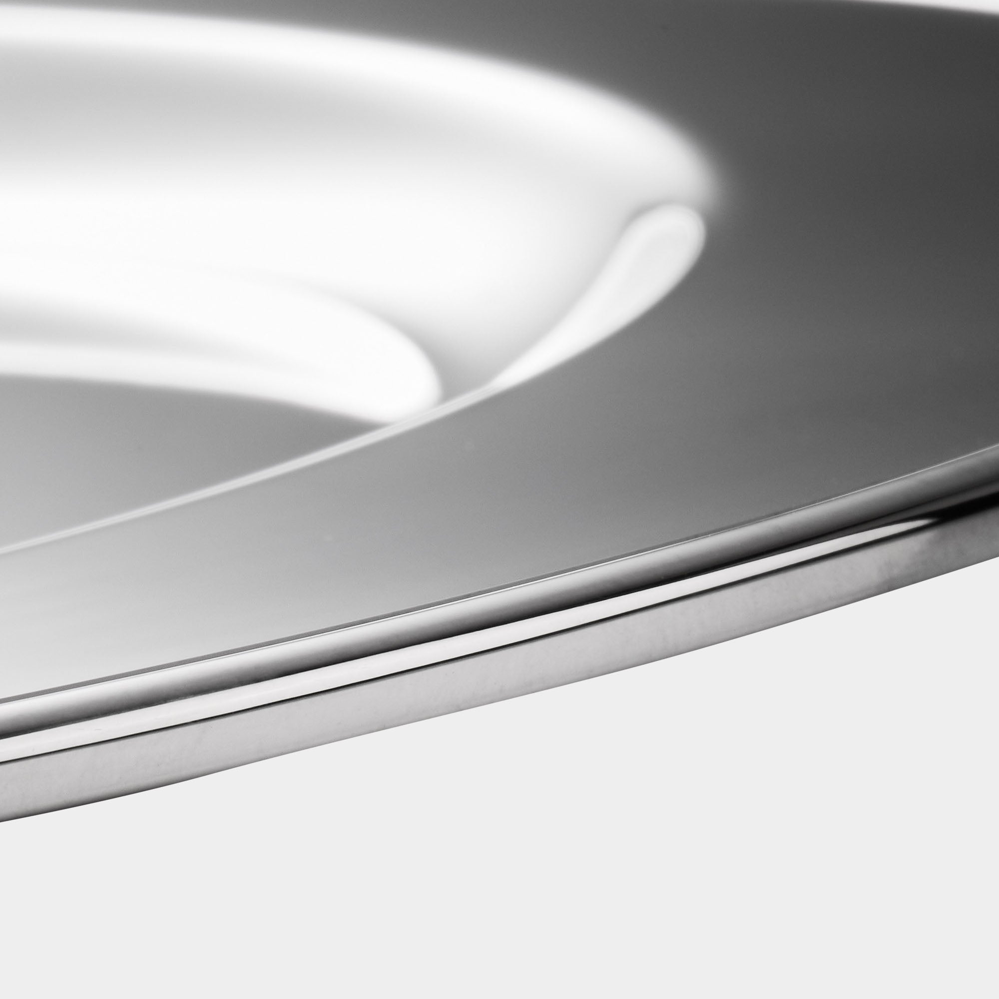 925er Silber-Platzteller mit aufgelegtem Rillenrand