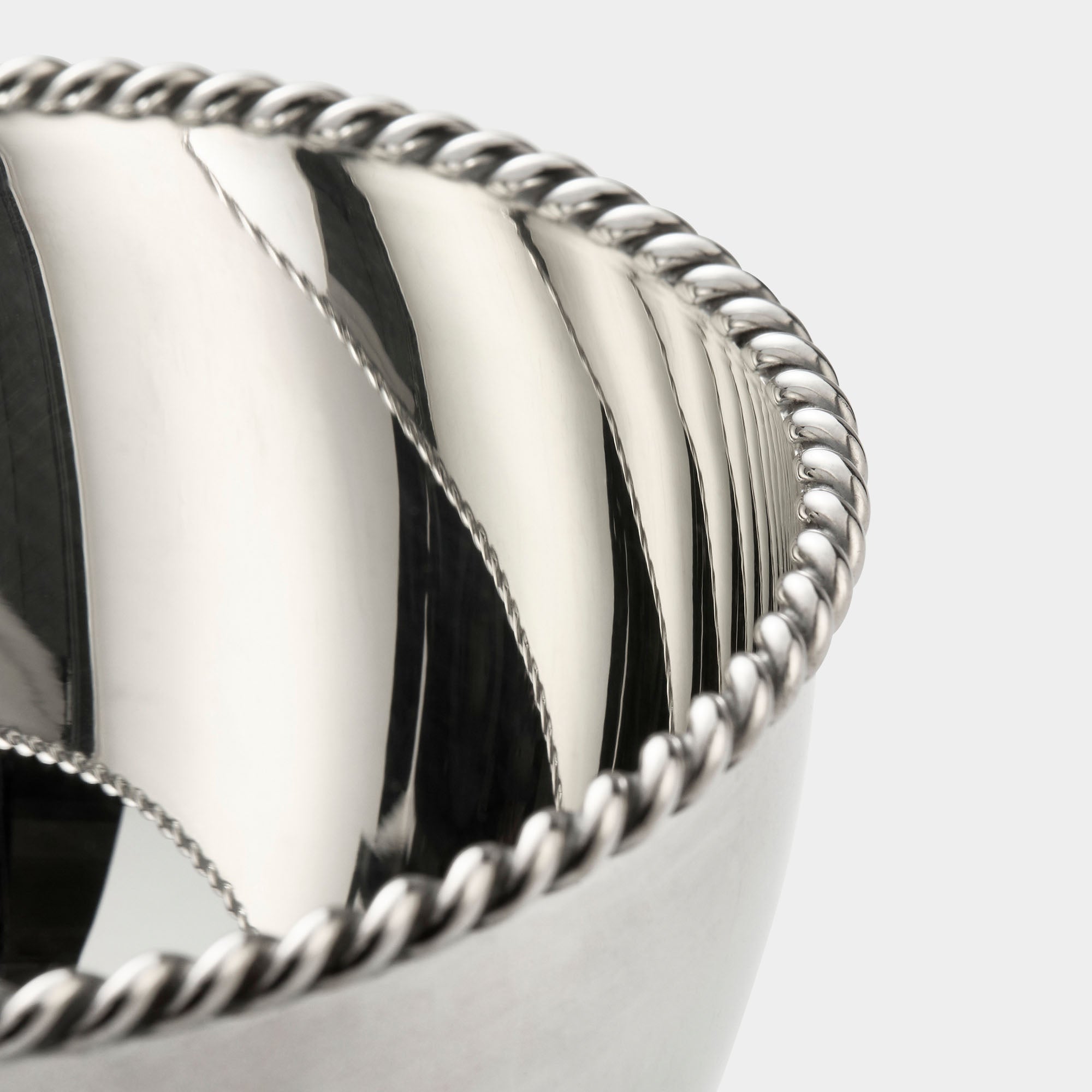 Runde 925er Silberschale mit aufgelegtem Kordelrand - Bild 4